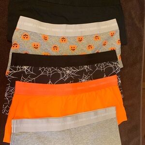 VS PINK Halloween Boyshort 5-Pack Panties Set Size XL Never Worn Great Shape